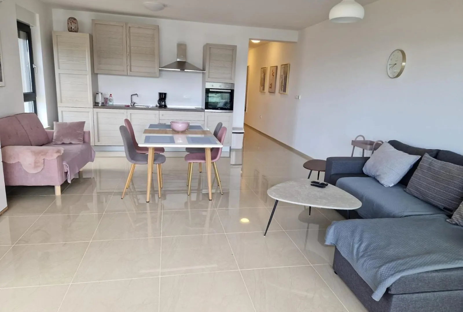 Apartamento Apartman Hela S Direktnim Pogledom Na More I Zajednickim Bazenom Banjole Croacia